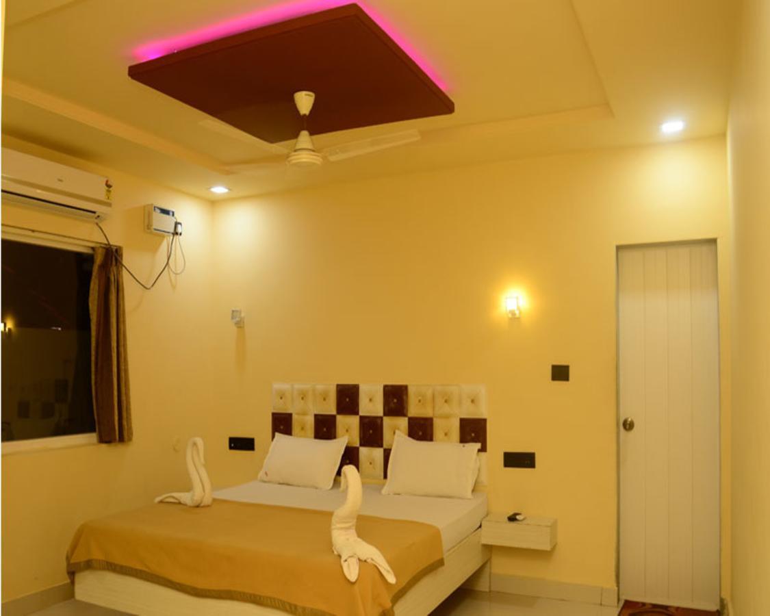 Planet Goa Beach Resort Calangute Zewnętrze zdjęcie